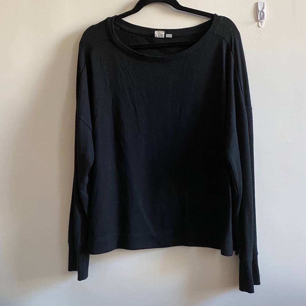 Women’s Black Sweatshirt